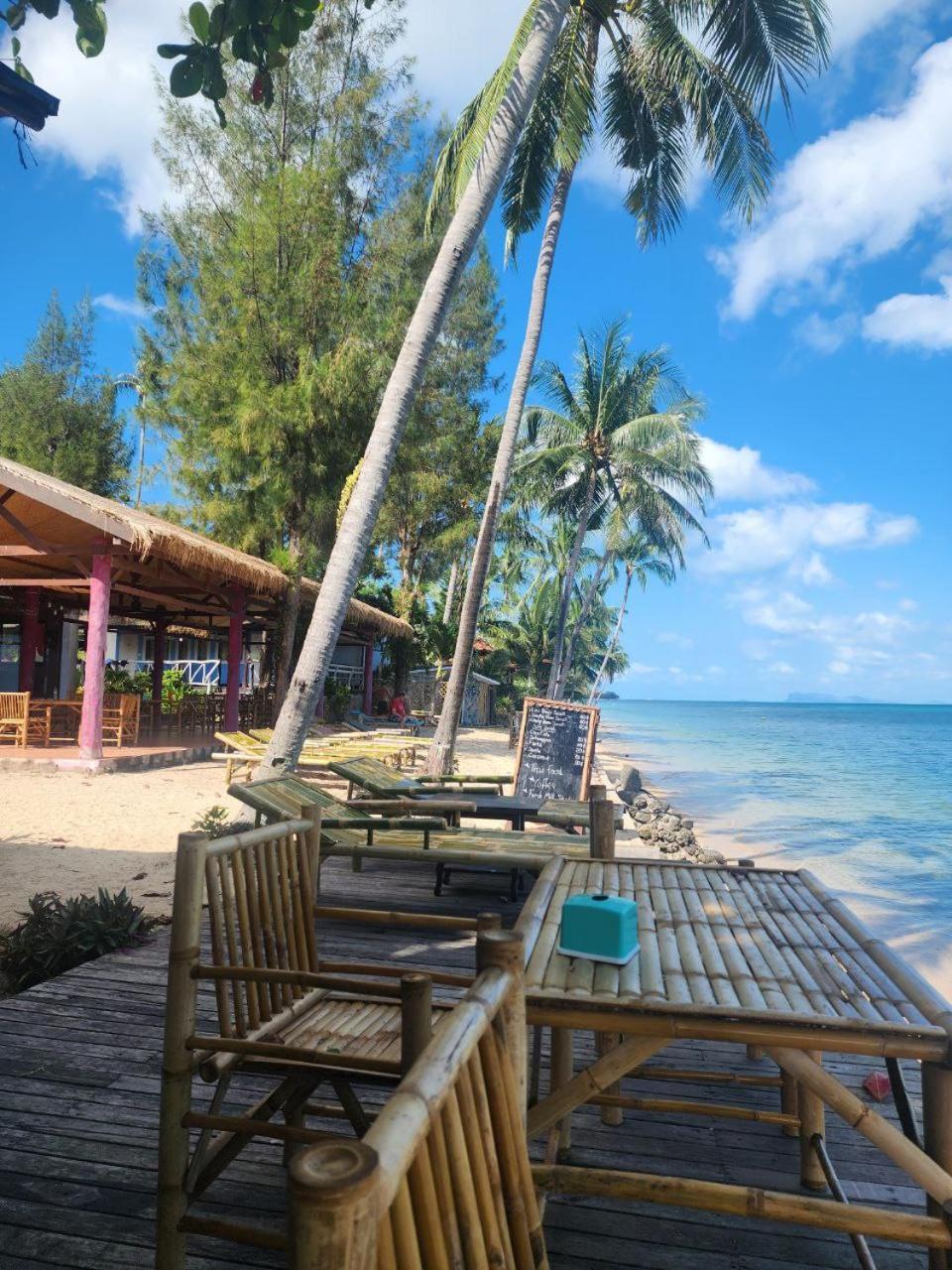 A Little Bungalows By Beach Amphoe Koksamui Exterior photo